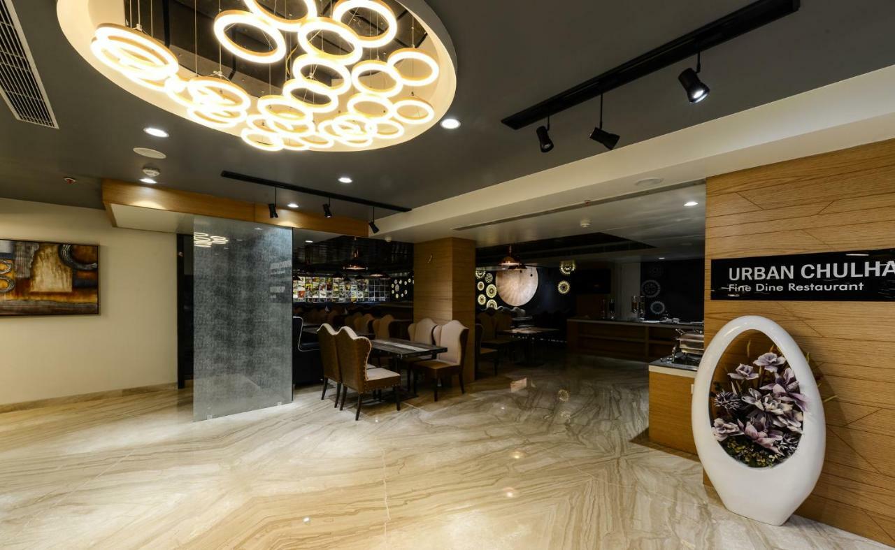 Hotel Atishay Μποπάλ Εξωτερικό φωτογραφία