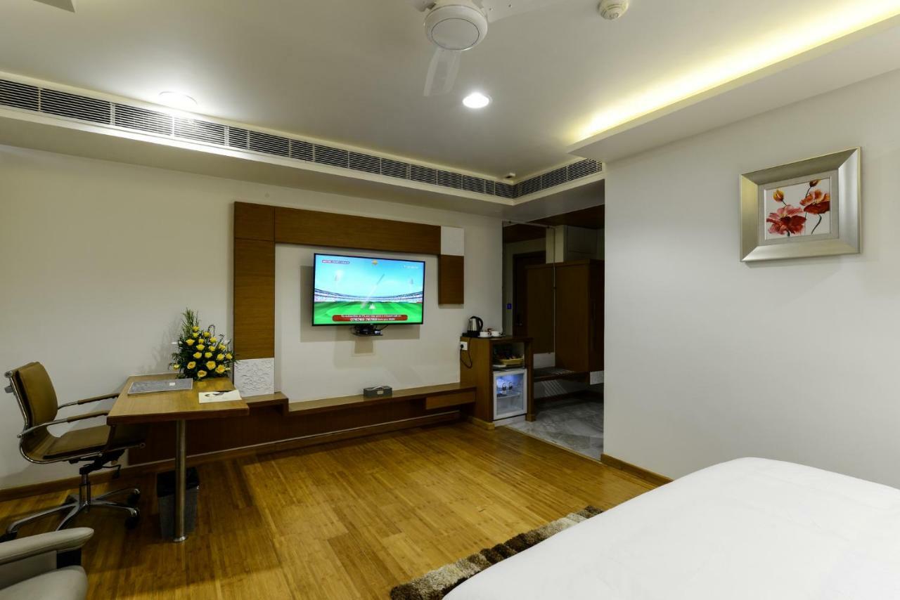 Hotel Atishay Μποπάλ Εξωτερικό φωτογραφία